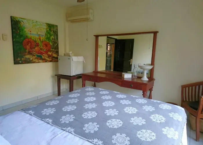 Bed & Breakfast Legong Beach 4 *